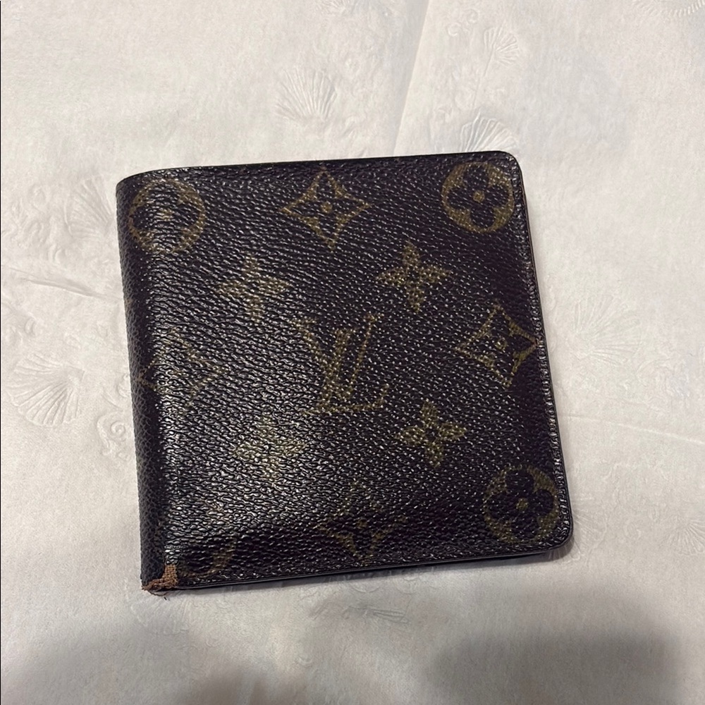 Louis Vuitton Men’s wallet